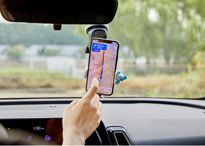 BT21 Car phone holder: Safely keep your phone accessible and secure