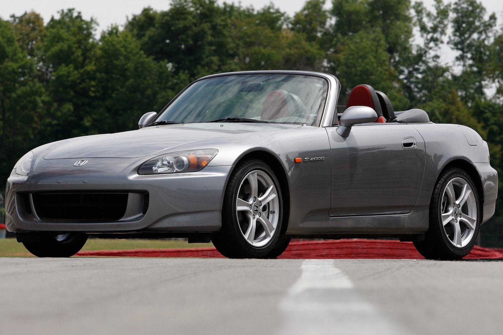Maximizing Comfort and Convenience: Honda S2000 AP2 Cup Holder Guide
